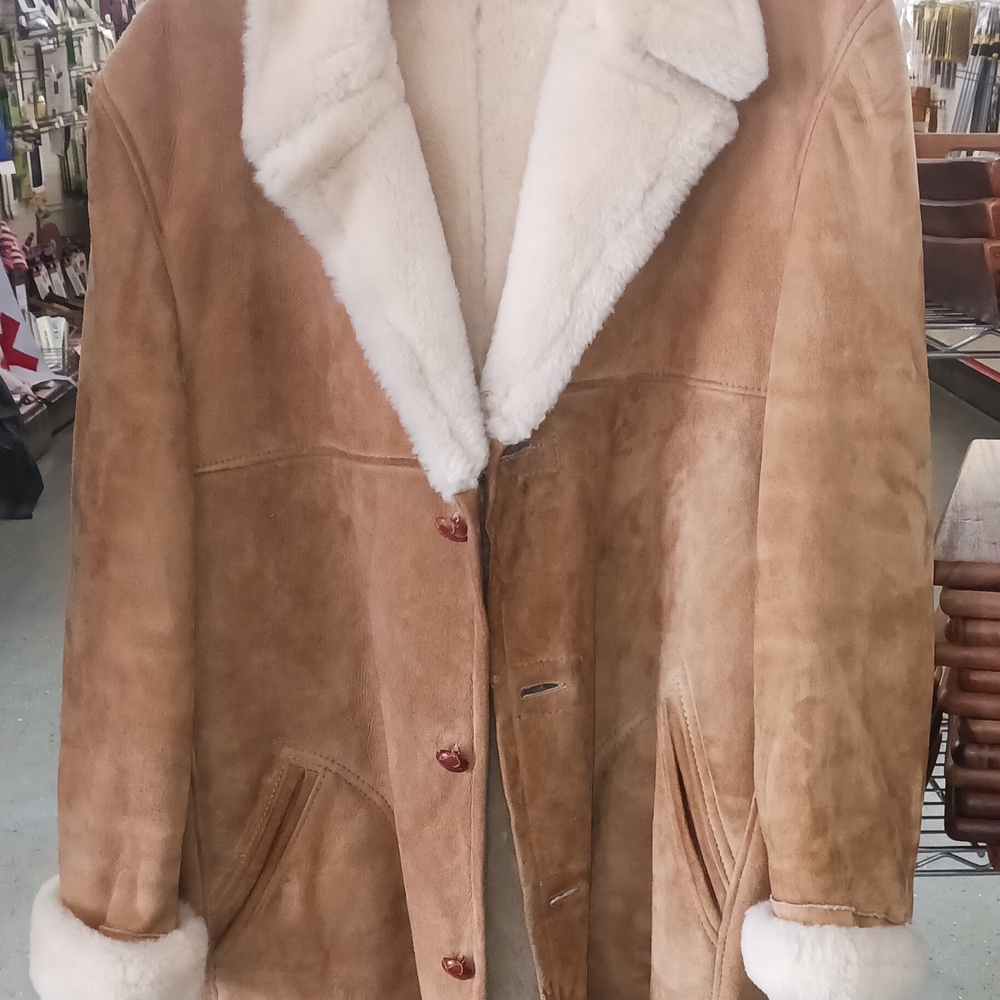 Elegant Tan Shearling Trench Coat